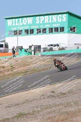 media/Apr-20-2025-AHRMA (Sun) [[393a79c373]]/Race/Group 11 early race/Turn 4b/